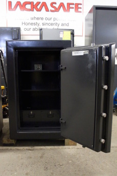 Used Bischoff 3418 Robust TL30 High Security Safe